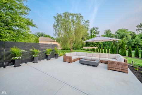 8703 Gordonshire Drive Indianapolis IN 46278