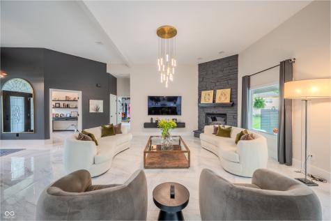 8703 Gordonshire Drive Indianapolis IN 46278