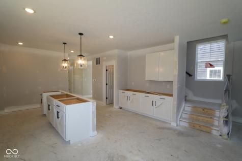 9332 Bauhaus Way Indianapolis IN 46240