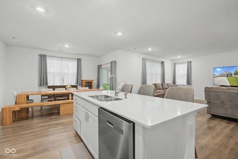 2280 Pine Valley Drive Plainfield IN 46168