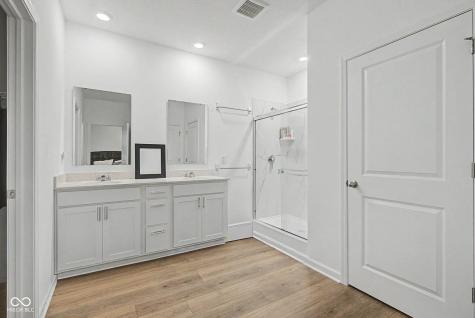 2280 Pine Valley Drive Plainfield IN 46168