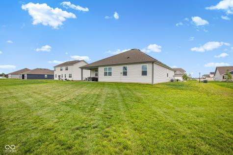 2280 Pine Valley Drive Plainfield IN 46168