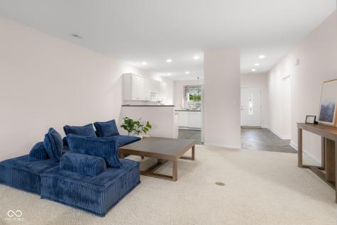 5157 Marco Drive E Columbus IN 47203