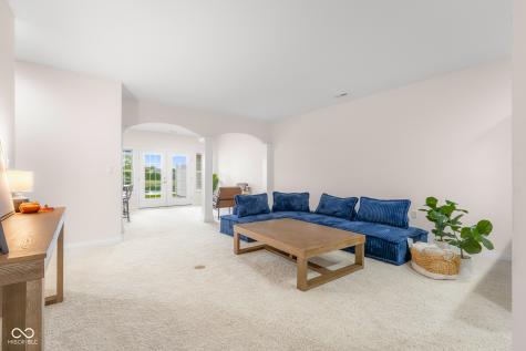 5157 Marco Drive E Columbus IN 47203