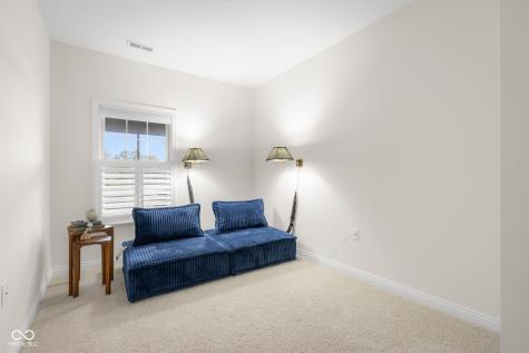 5157 Marco Drive E Columbus IN 47203