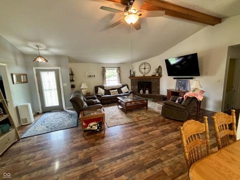618 Gettysburg Coatesville IN 46121