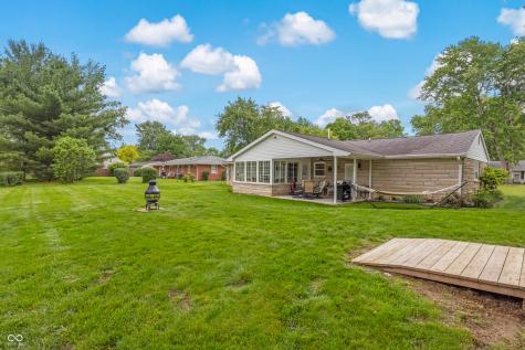4236 Washington Street Columbus IN 47203