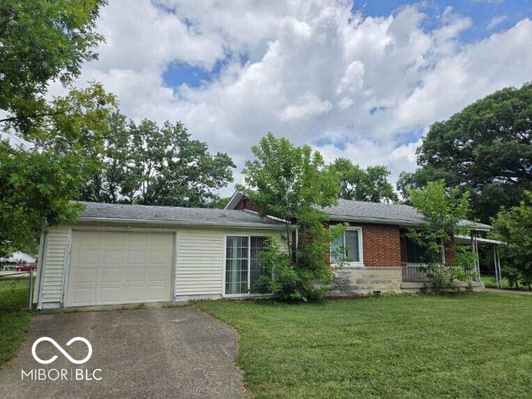 1638 Standish Avenue Indianapolis IN 46227