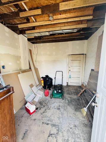 71 Schiller Street Indianapolis IN 46225