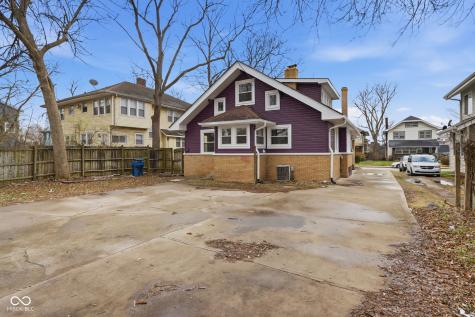 3825 Carrollton Avenue Indianapolis IN 46205