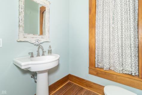 5587 E 400 S Greenfield IN 46140