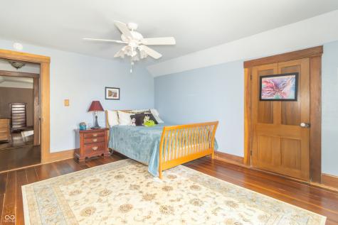 5587 E 400 S Greenfield IN 46140