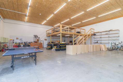 5587 E 400 S Greenfield IN 46140