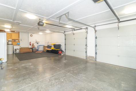 5587 E 400 S Greenfield IN 46140