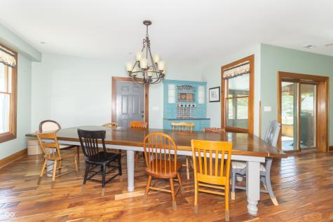 5587 E 400 S Greenfield IN 46140