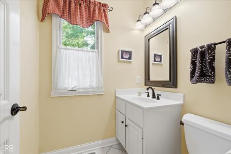 4643 Hickory Court Zionsville IN 46077