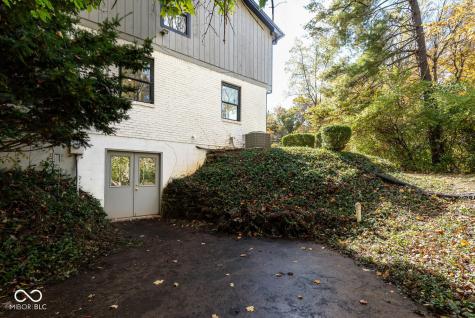 621 S Pleasant Ridge Road Bloomington IN 47401