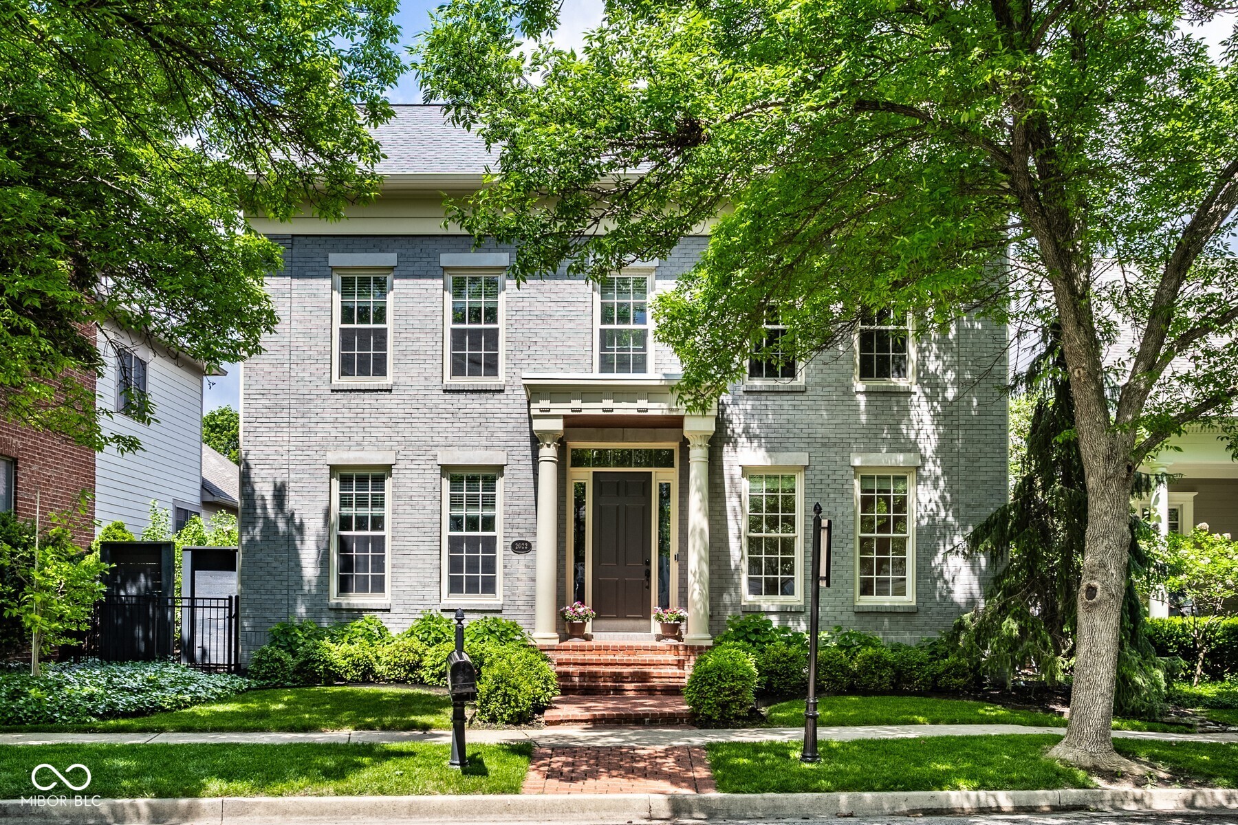 2022 Rhettsbury Street Carmel IN 46032