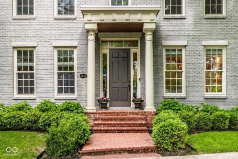2022 Rhettsbury Street Carmel IN 46032