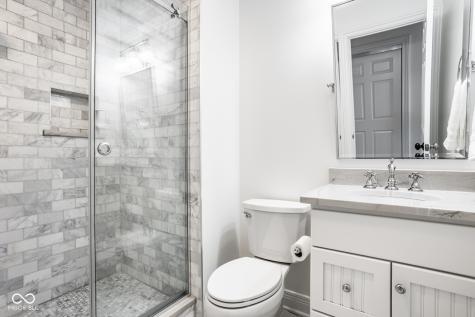 2022 Rhettsbury Street Carmel IN 46032