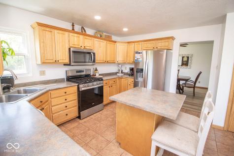 4800 S County Road 500 W Yorktown IN 47396