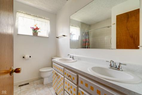 5425 Gambel Road Indianapolis IN 46221