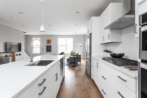 11372 Nickel Row Fishers IN 46038