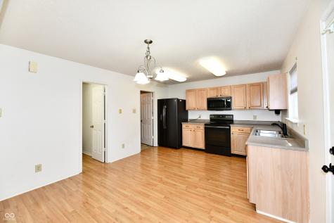 9175 W Paddleboat Lane Pendleton IN 46064