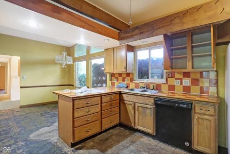 300 Flatrock Drive Columbus IN 47201