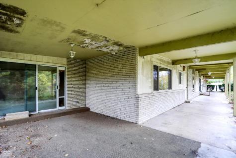 300 Flatrock Drive Columbus IN 47201