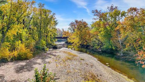 300 Flatrock Drive Columbus IN 47201