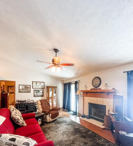 1610 N Sommer Lane Crawfordsville IN 47933