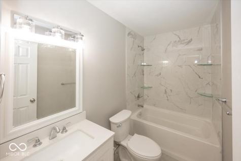 8868 Pine Tree Boulevard Indianapolis IN 46256