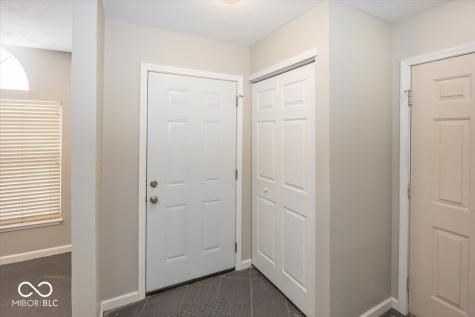 8868 Pine Tree Boulevard Indianapolis IN 46256