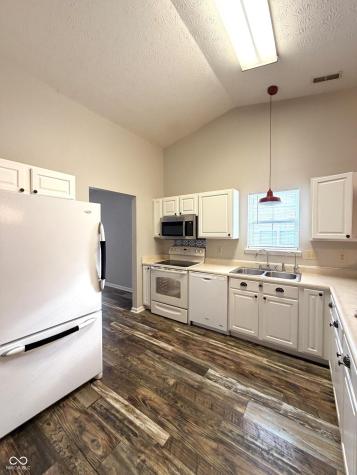 1430 Sanner Drive Greenwood IN 46143