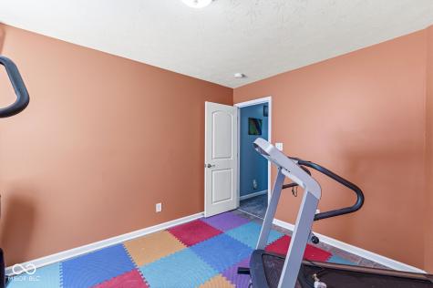 7958 Apalachee Drive Indianapolis IN 46217