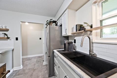 1321 W 78th Street Indianapolis IN 46260