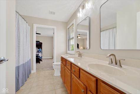 13338 Berwick Lane Carmel IN 46032