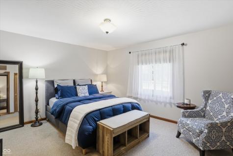 863 W Ashbourne Lane Greenwood IN 46142