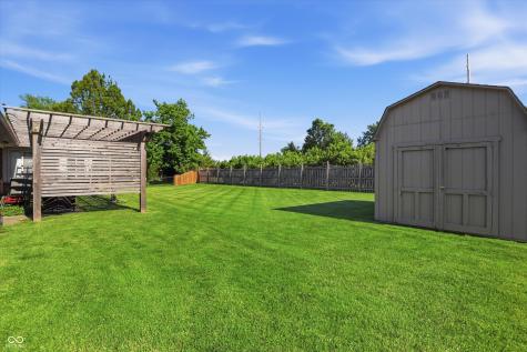863 W Ashbourne Lane Greenwood IN 46142
