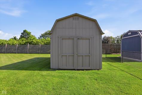 863 W Ashbourne Lane Greenwood IN 46142