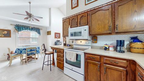 1067 Acadia Court Indianapolis IN 46217