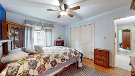 1067 Acadia Court Indianapolis IN 46217