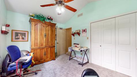 1067 Acadia Court Indianapolis IN 46217