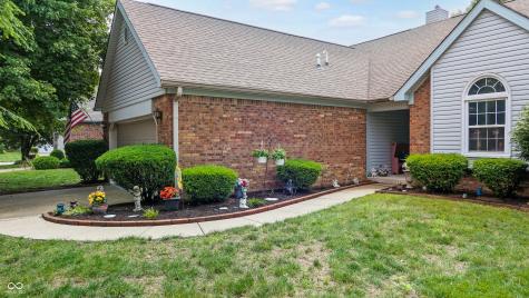 1067 Acadia Court Indianapolis IN 46217