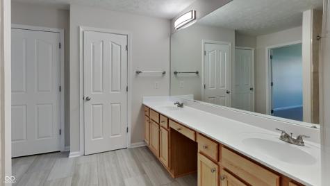 12878 Ari Lane Fishers IN 46037