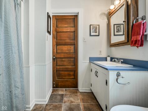 8002 Rawles Avenue Indianapolis IN 46219