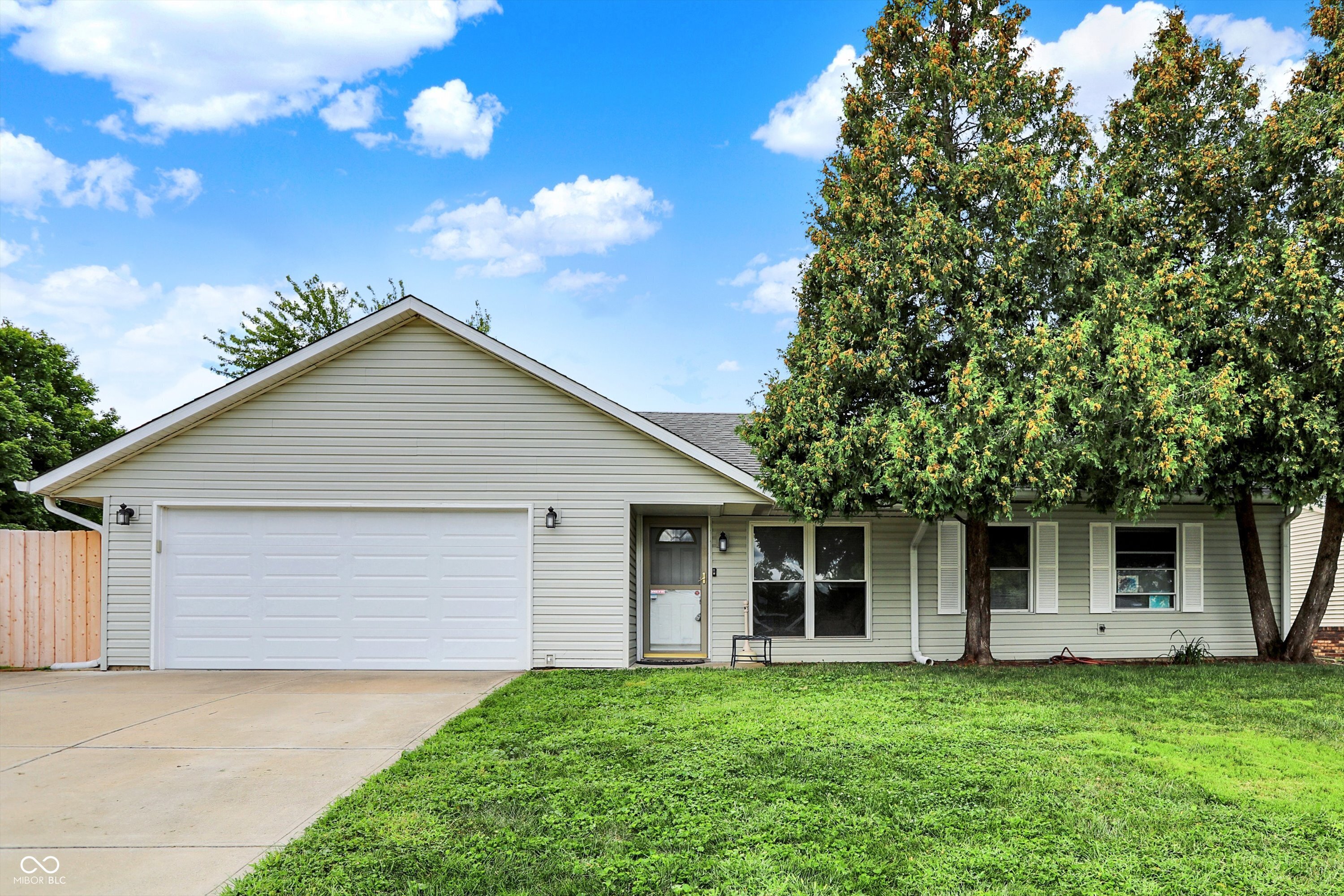 5261 Cactus Court Indianapolis IN 46237