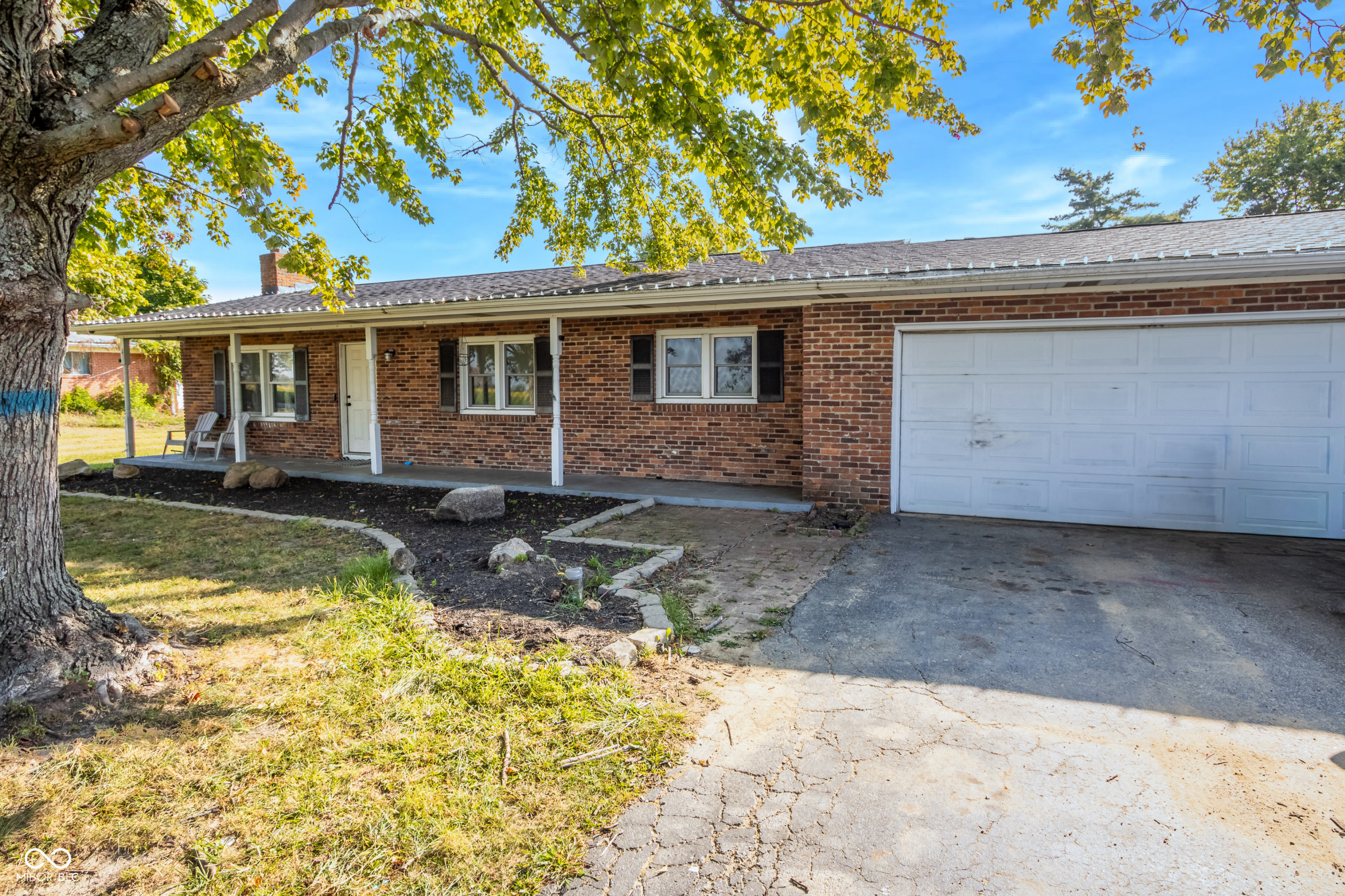 863 S 450 E Franklin IN 46131