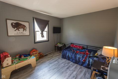 863 S 450 E Franklin IN 46131